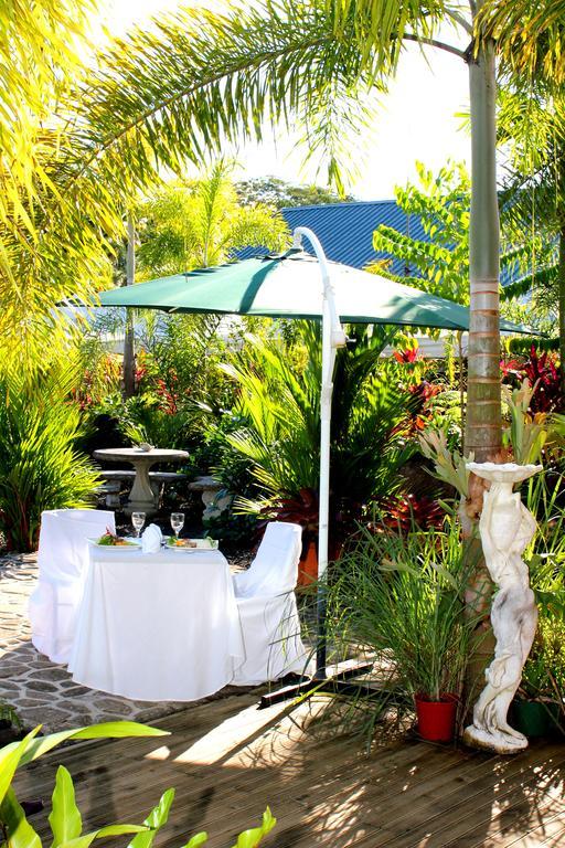 Orator Hotel Apia Esterno foto