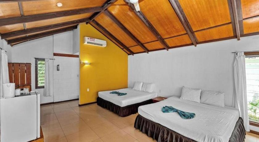 Orator Hotel Apia Esterno foto
